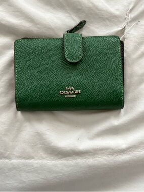 COACH Green Pebbled Leather Small Wallet with Silver Logo